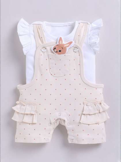Smart Baby Infant Girls
                    Printed Pure Cotton Dungaree With T-Shirt