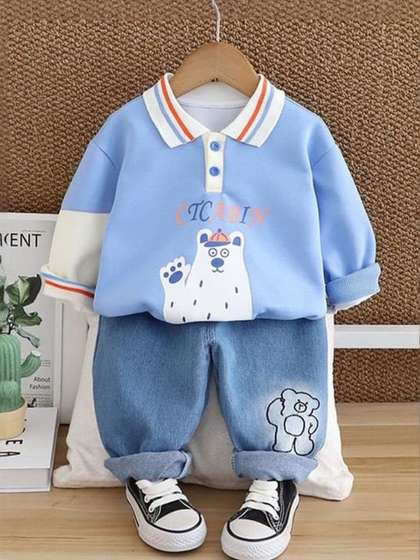 FAHAD CREATIONS Kids
                      Printed Long Sleeves T-Shirt With Trouser