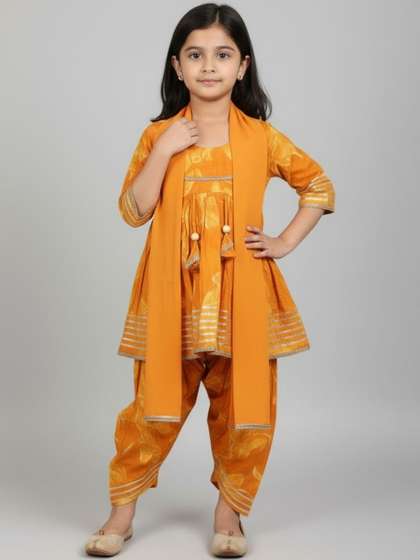 Sangria Girls Floral
                      Printed Gotta Patti Cotton Anarkali Kurta With
                      Payjama & Dupatta