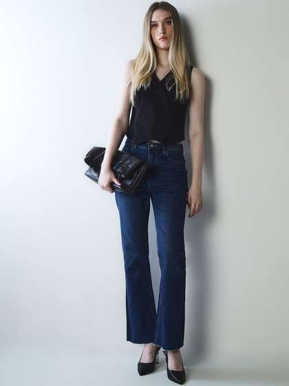ONLY Women Flared
                        High-Rise Light Fade Stretchable Jeans