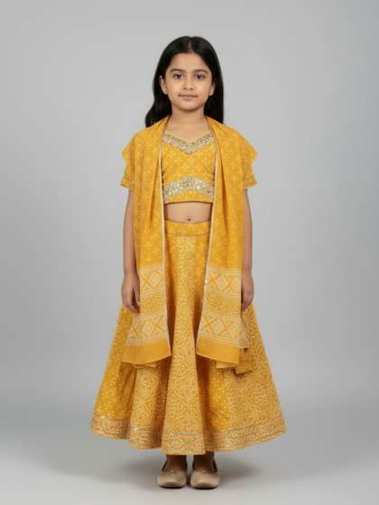 Biglilpeople Girls
                          Printed V-Neck Cotton Lehenga & Blouse
                          With Dupatta