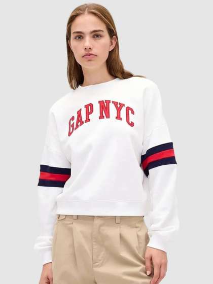 GAP Women's Brand
                        Logo Printed Applique Drop-Shoulder Long Sleeves
                        Sweatshirt
