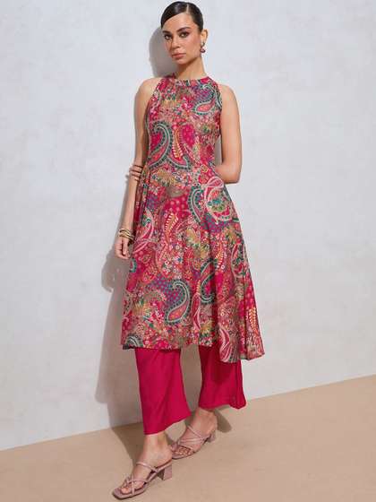 FLOWERVELLY Women
                      Printed Kurta with Pyjamas