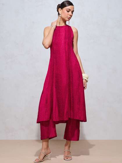FLOWERVELLY Women
                        Printed Pure Cotton Kurta with Pyjamas