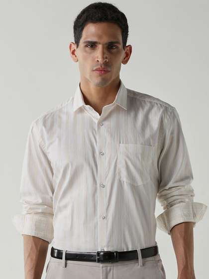 Reid & Taylor
                        Men Comfort Striped Spread Collar Cotton Casual
                        Shirt