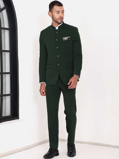 MANQ Men Mandarin
                        Collar Bandhgala Slim-Fit 2-Piece Suits