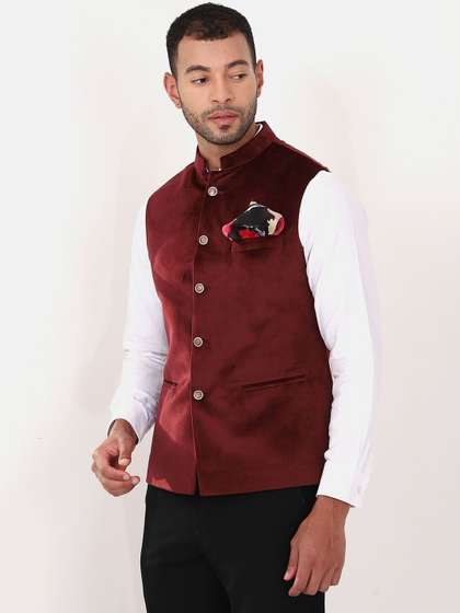 MANQ Men Slim-Fit
                          Mandarin Collar Sleeveless Nehru Jacket &
                          Trouser Two-Piece Suit