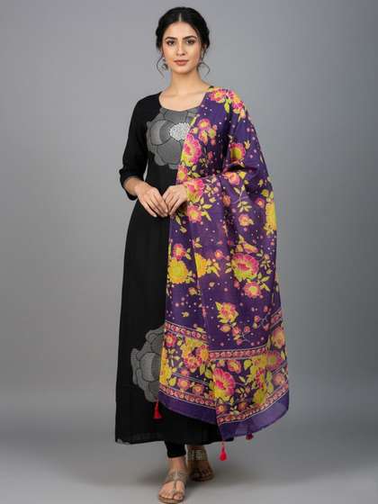 Sangria Floral
                        Printed Dupatta