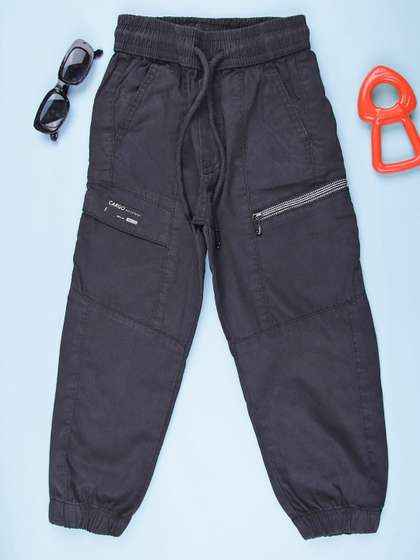V-Mart Boys Solid Pocket
                    & Zip details Cargos Trousers