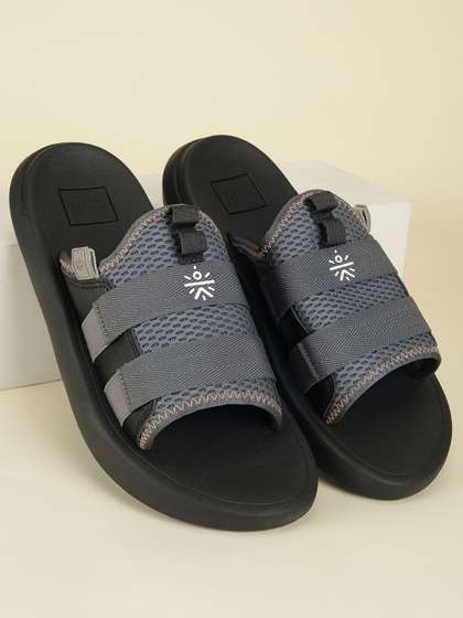 CULT Men Koios Sliders -
                    Black