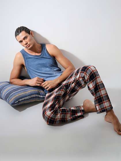 Jack & Jones Men
                        Cotton Mid-Rise Checked Lounge Pants