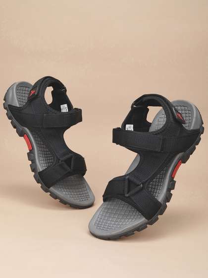 AVANT Men Gripper
                      Sandals - Black
