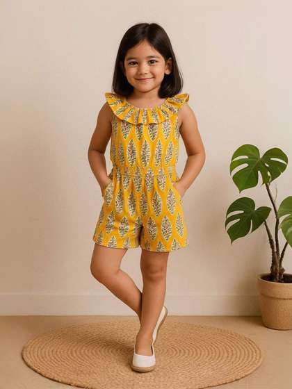 Urban Birdie Girls
                    Floral Printed Round Neck Cotton Playsuit Jumpsuit