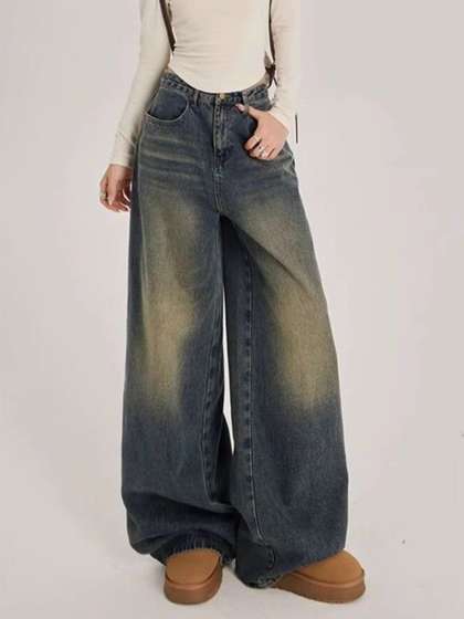 StyleCast x Revolte
                        Women Baggy Fit Mid-Rise Medium Fade Jeans
