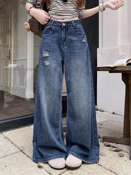 StyleCast x Revolte
                        Women Mid-Rise Heavy Fade Retro Denims Regular
                        Fit Jeans