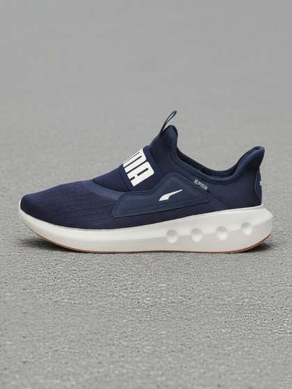 Puma Softride Carson
                        Hands-free Sliptech Walking Shoes