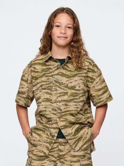 GAP Boys Abstract
                    Printed Spread Collar Shirt