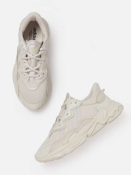 ADIDAS Originals
                          Men Ozweego Sneakers
