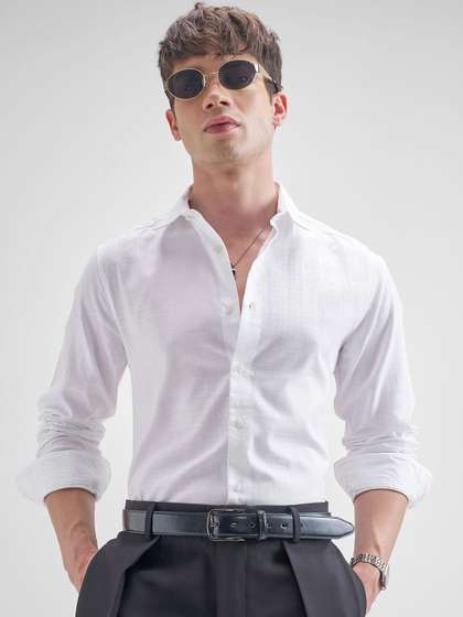 HIGHLANDER Men
                        Textured Spread Collar Cotton Formal Shirt