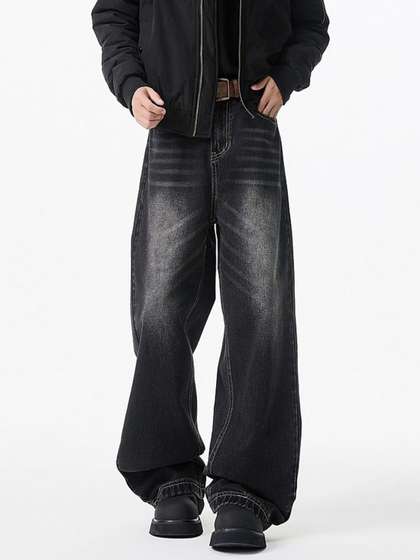 StyleCast x Revolte
                        Men Wide Leg Mid-Rise Light Fade Jeans