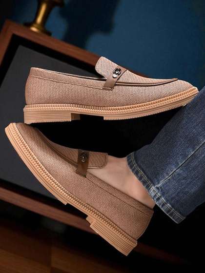 Mast & Harbour
                          Men Textured Orthotic Friendly Penny Loafers