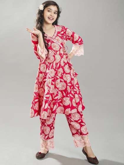 Bitiya by Bhama Girls
                    Floral Printed Angrakha Pure Cotton Kurta With
                    Trousers