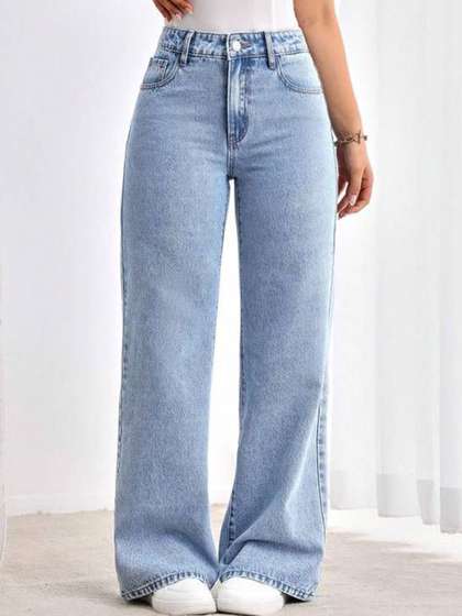 R.Code by The
                          Roadster Life Co. Women Jean Boyfriend Fit
                          High-Rise Light Fade Jeans