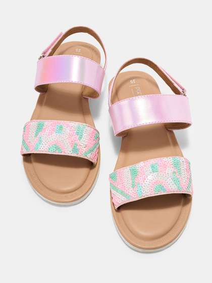 Pantaloons Junior
                          Girls Embellished Open Toe Flats