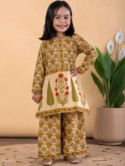 Readiprint Girls Floral
                    Printed Empire Gotta Patti Pure Cotton Kurti with
                    Palazzos