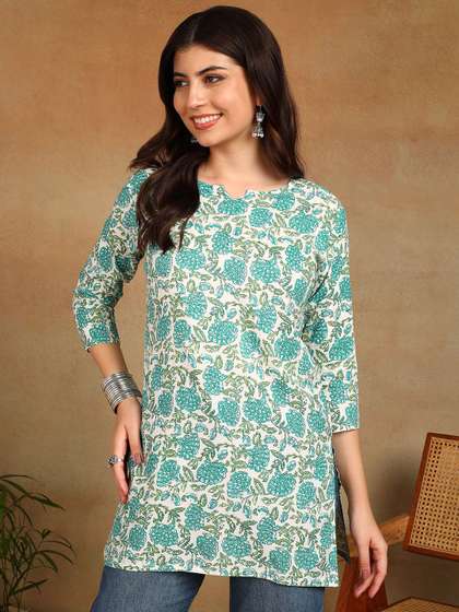 VAHSON Ethnic Motifs
                        Printed V-Neck Pure Cotton Kurti