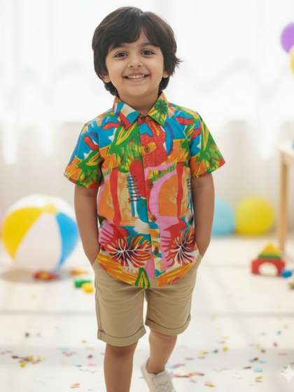 HERE&NOW Boys
                      Comfort Fit Floral Printed Spread Collar Cotton
                      Casual Shirt