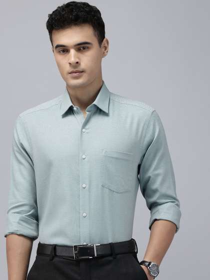 Arrow Pure Cotton
                        Manhattan Slim Fit Self Design Textured Formal
                        Shirt