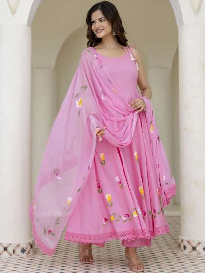 Anouk Women Floral
                        Printed Sleeveless Regular Pure Cotton Kurta
                        Trousers & Dupatta