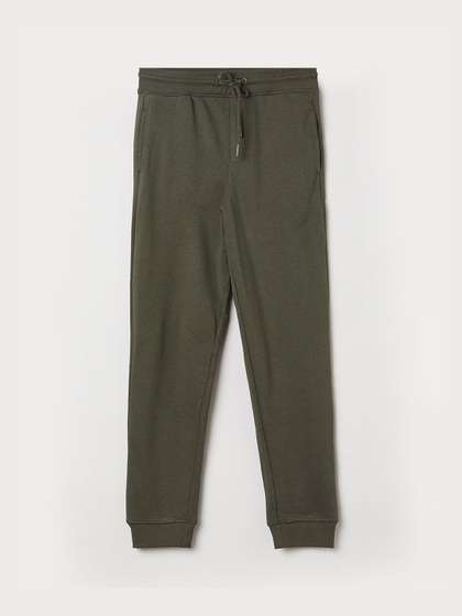 max Boys Regular Fit
                    Mid-Rise Joggers