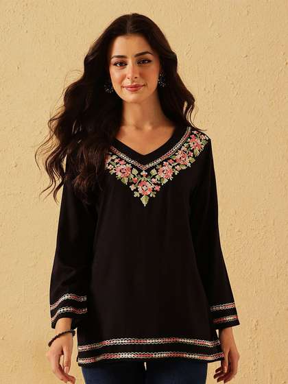 Qazmi Floral
                        Kashmiri Aari Work Viscose Rayon V-Neck Full
                        Sleeves Kurti