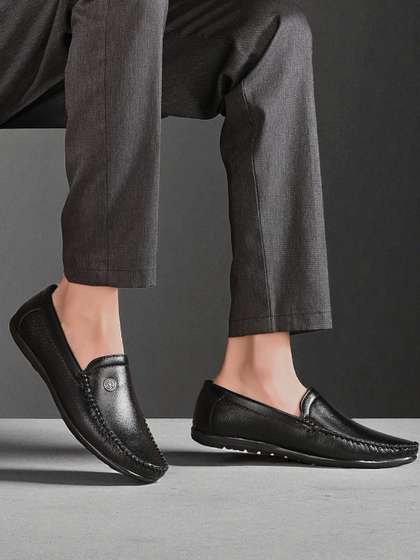 HERE&NOW Men
                        Black solid PU Sole Formal Shoes