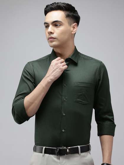 Arrow Manhattan Slim
                        Fit Textured Pure Cotton Formal Shirt