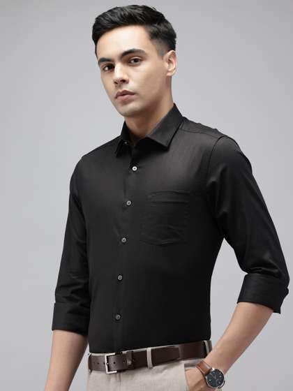 Arrow Manhattan Slim
                        Fit Textured Pure Cotton Formal Shirt