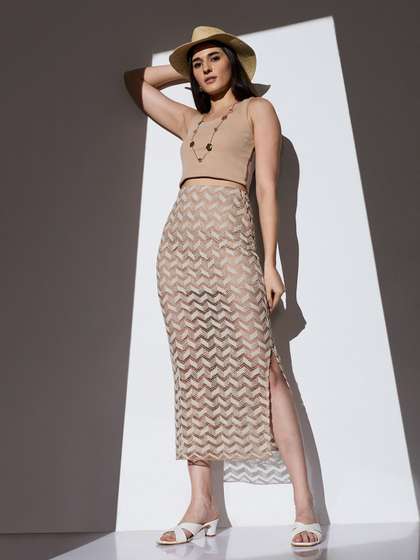 Globus Women Beige
                          Chevron Pattern Crochet Mid Rise Side Slit
                          Beach Pencil Midi Skirt