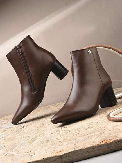 El Paso Women Ankle
                        Pointed Shape Boots