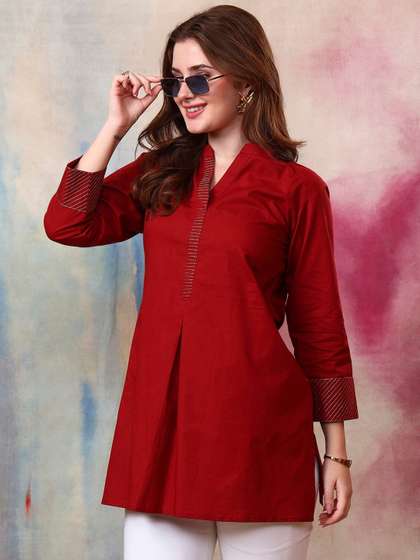Tissu Women Mandarin
                        Collar Zari Pure Cotton Straight Kurti