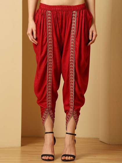 URBAN KANYA Floral
                        Embroidered Medium Loose Fit Salwar