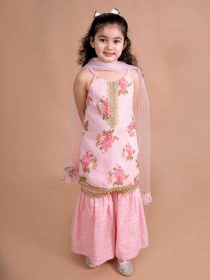 pspeaches Girls Pink
                    Floral Printed Kurti with Sharara & With
                    Dupatta