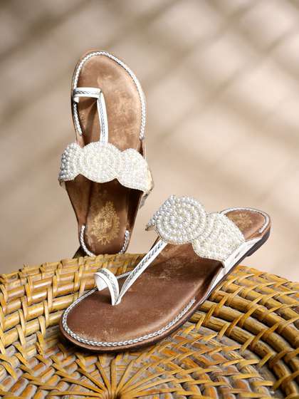 Stylestry Women
                          Embellished Ethnic One Toe Flats