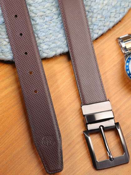Roadster Men Textured
                      Leather Reversible Belt