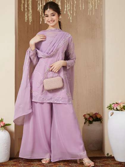 CurlyTales Girls
                      Georgette Embroidered Short Kurti Top and Plazzo
                      Set with Dupatta