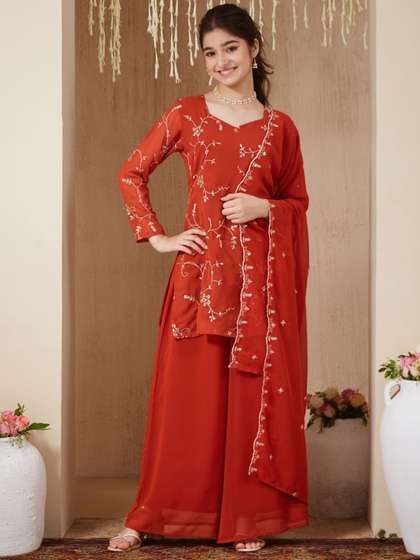 CurlyTales Girls
                      Georgette Embroidered Short Kurti Top and Plazzo
                      Set with Dupatta
