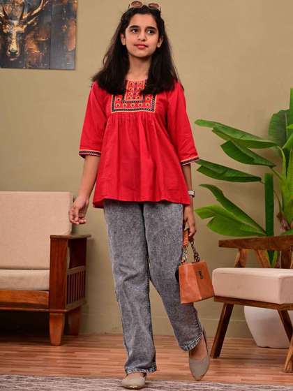 DMP EXPORT Cotton
                    Longline Top