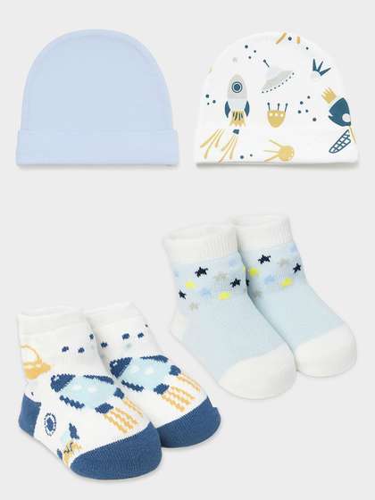 MiArcus Infants Pack Of
                    2 Printed Beanie Caps