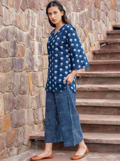HERE&NOW Women
                        Printed Cotton Regular Kurta Set